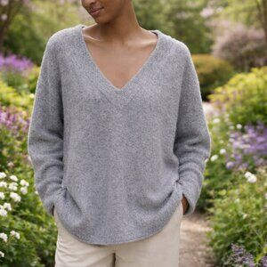 Vince Wool Alpaca Blend Sweater Gray Tunic V-Neck Slit Long Sleeve